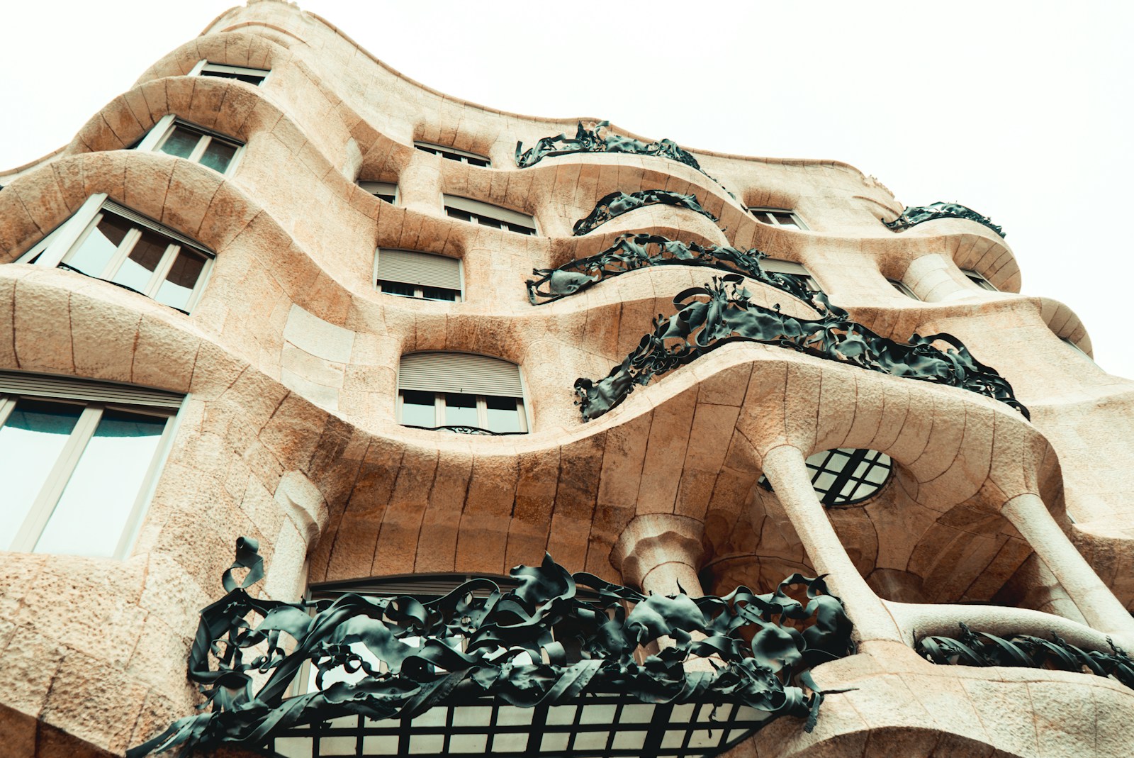 Antoni Gaudí: His full biography 5 Casa Milà or La Pedrera